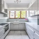 Rent 6 bedroom house of 270 m² in Warszawa