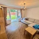 Rent 3 bedroom house in East Midlands