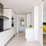 Rent 2 bedroom apartment of 100 m² in lisbon