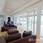 Rent 5 bedroom house of 800 m² in Phuket