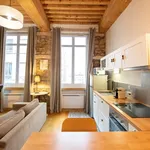 Rent 2 bedroom apartment of 31 m² in Lyon