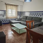 Rent 3 bedroom apartment in valencia