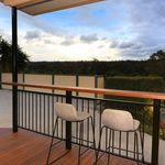 Rent 5 bedroom house in Helensvale