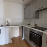 Rent 2 bedroom flat in South East England