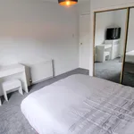 Rent 2 bedroom flat in Aberdeen