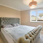 Rent 3 bedroom flat in Essex