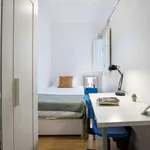 Rent a room of 90 m² in madrid