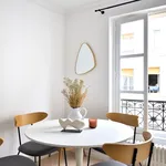 Appartement de 366 m² avec 1 chambre(s) en location à Paris