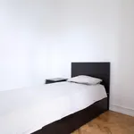 Rent 4 bedroom apartment in Lisbon