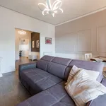 Rent 2 bedroom apartment of 102 m² in Florence