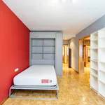 Rent 3 bedroom apartment of 84 m² in Madrid