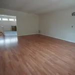 Rent 3 bedroom apartment of 180 m² in New Haven