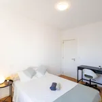 Rent 5 bedroom apartment in Lisbon