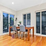 Rent 4 bedroom house in Glen Waverley