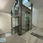 Affitto 3 camera appartamento di 100 m² in Palermo