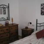 Alquilo 3 dormitorio casa de 120 m² en Huelva']