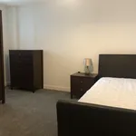 Rent 2 bedroom flat in Leeds