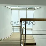 Rent 1 bedroom house of 360 m² in Porto