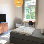 Rent 1 bedroom apartment of 24 m² in Frankfurt am Main