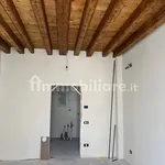 Affitto 4 camera appartamento di 142 m² in Padua