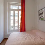 Rent 4 bedroom apartment in Valencia