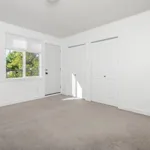 Appartement de 1345 m² avec 4 chambre(s) en location à Calgary