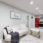 Rent 4 bedroom apartment in Markham (Bullock)