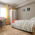 Alquilar 5 dormitorio apartamento en Valencia