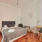 Rent 7 bedroom apartment in Lisbon