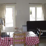 Rent 2 bedroom house of 47 m² in Saint-Christoly-de-Blaye