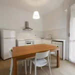 Rent 4 bedroom apartment of 100 m² in Florence