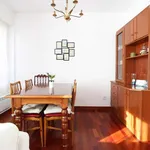 Rent 3 bedroom apartment of 80 m² in madrid