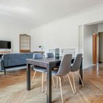 Appartement de 976 m² avec 2 chambre(s) en location à Paris