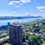 Rent 3 bedroom apartment in Jersey City