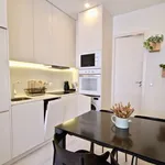 Rent 2 bedroom apartment of 60 m² in lisbon