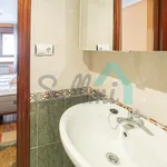 Alquilo 2 dormitorio apartamento de 60 m² en Oviedo