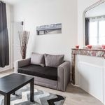 Rent 1 bedroom apartment of 28 m² in paris