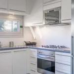 Rent 2 bedroom apartment of 90 m² in Glyfada