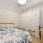 Rent a room of 100 m² in valencia