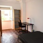 Rent a room in lisbon