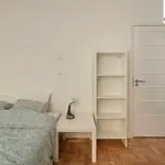 Rent 15 bedroom apartment in Lisbon