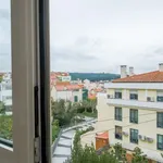 Rent 2 bedroom apartment in lisbon