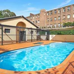 Rent 2 bedroom apartment in Annandale