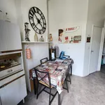 Appartement de 28 m² avec 2 chambre(s) en location à ROCHE