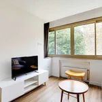 Appartement de 334 m² avec 1 chambre(s) en location à Paris