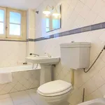 Rent a room in lisbon