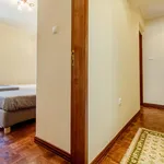 Rent 3 bedroom apartment in Lisbon