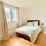 Rent 3 bedroom apartment of 158 m² in Paris 17ème