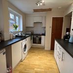 Rent 4 bedroom house in South East England