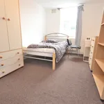 Rent 6 bedroom house in Reading